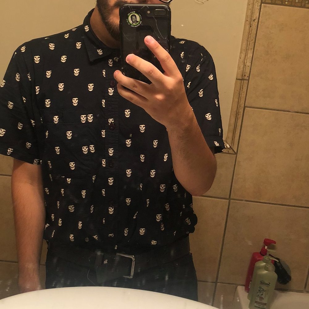 Meet your Posher, Carlos